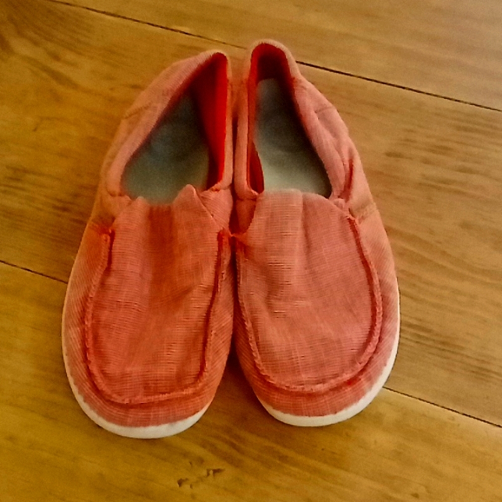 Womens Misty hey dudes size 5